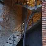وسبا ني5ت فندق
