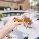 فندق وسبا ني5ت 4*