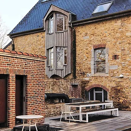 Hotel Ne5t & Namur