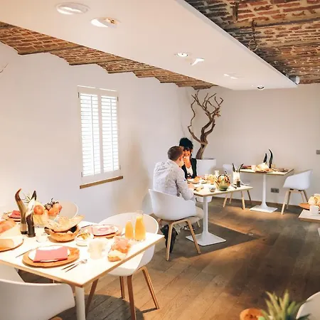 Hotel Ne5t & Spa