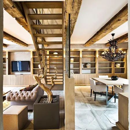 Ne5t & فندق نامور